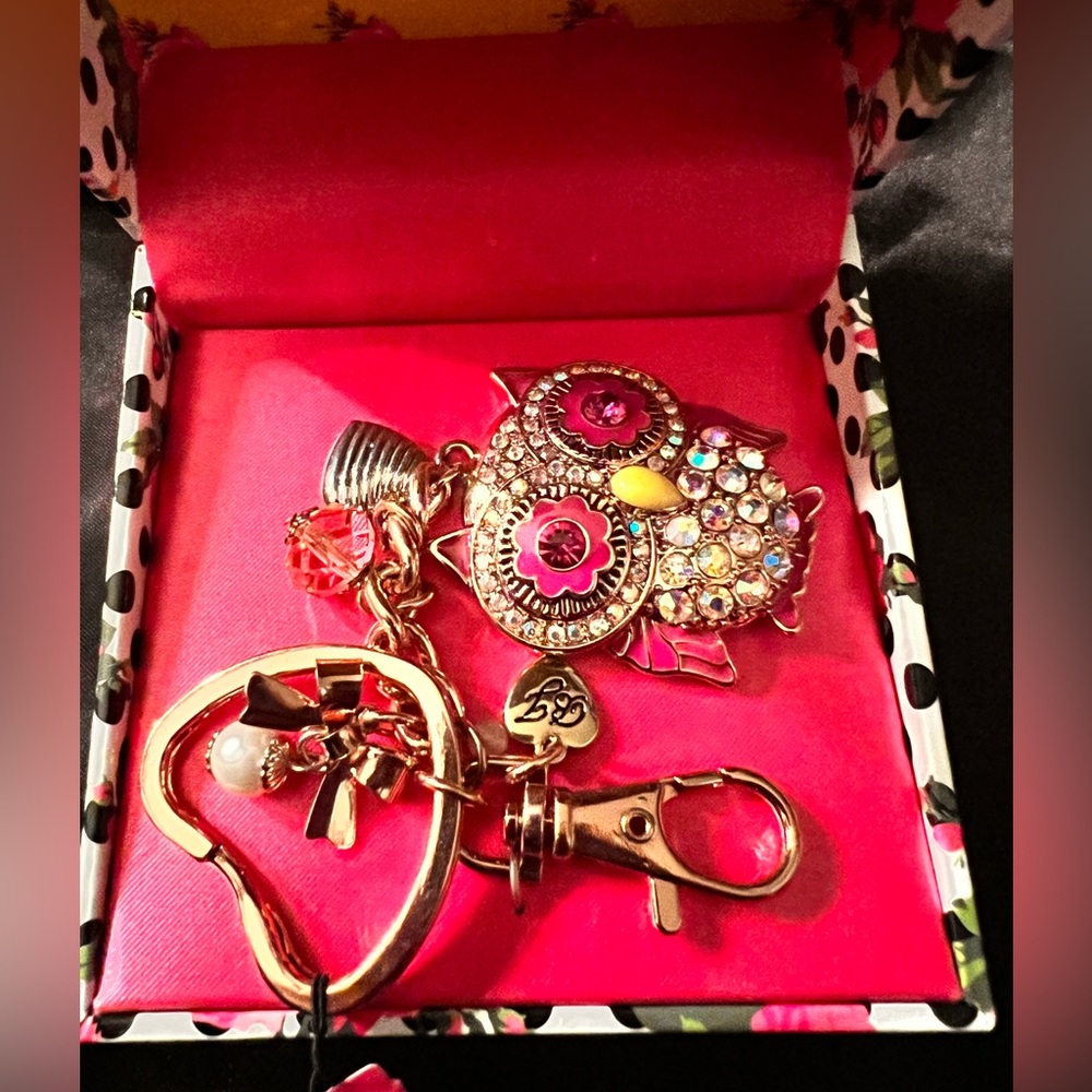 New Betsey Johnson Owl Keychain